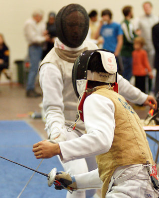 Queen's Fencing 04429 copy.jpg