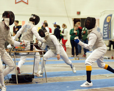 Queen's Fencing 04435 copy.jpg