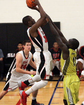 St Lawrence vs Centennial 07431 copy.jpg