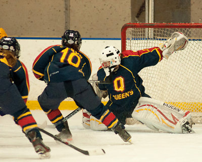 Queen's vs Laurier 00655 copy.jpg