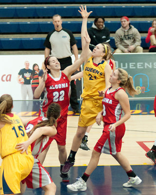 Queen's vs Algoma 00853 copy.jpg