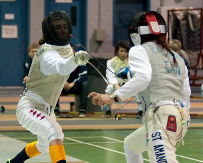 Queen's Women's OUA Fencing 02-08-14