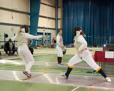 Queen's W-Fencing 09709 copy.jpg