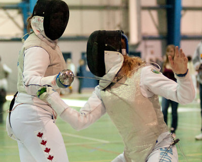 Queen's W-Fencing 02484 copy.jpg