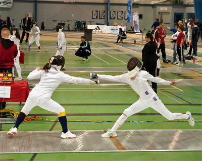 Queen's W-Fencing 09864 copy.jpg