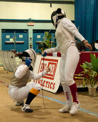 Queen's W-Fencing 09948 copy.jpg