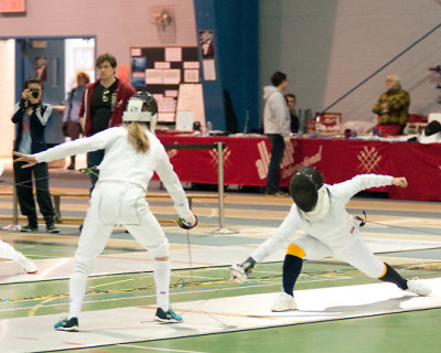 Queen's W-Fencing 02746 copy.jpg