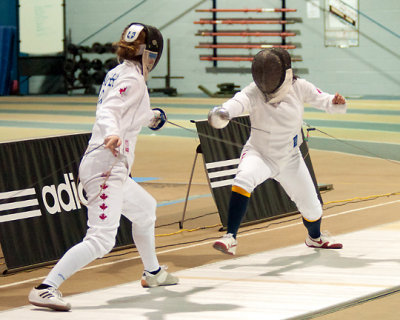 Queen's W-Fencing 02845 copy.jpg