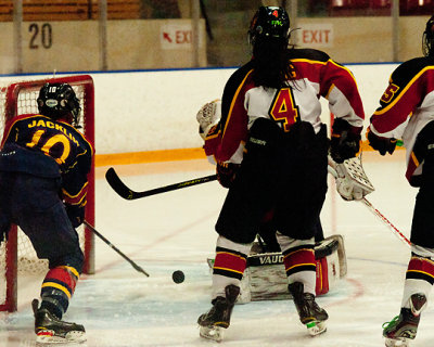 Queen's vs Guelph 04966 copy.jpg