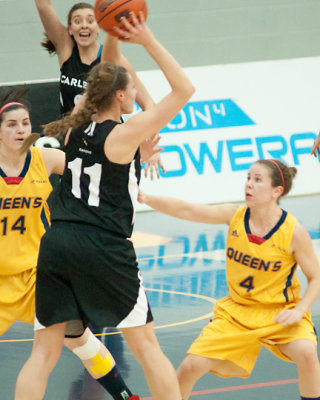 Queen's vs Carleton 06352 copy.jpg