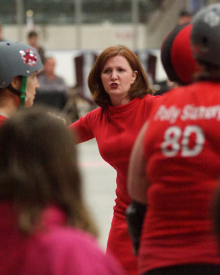 Roller Derby Rogue Warriors vs The Skateful Dead 02248 copy.jpg