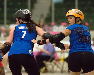 Roller Derby Disloyalists vs Breakwater Bombshells 04320 copy.jpg