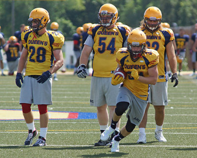 Queen's Football Practice 07655 copy.jpg