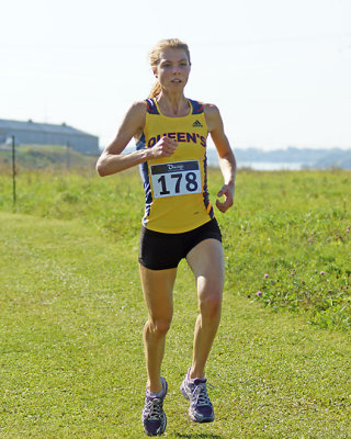 Queen's at St Lawrence College WCross Country 05904 copy.jpg