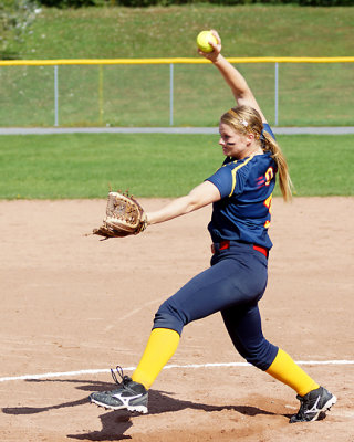 Queen's vs Laurier 06915 copy.jpg