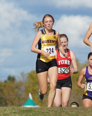 Queen's W-Cross Country Invitational 08723 copy.jpg