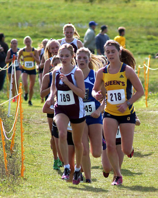 Queen's W-Cross Country Invitational 08747 copy.jpg