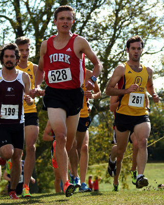 Queen's M-Cross Country Invitational 09068 copy.jpg