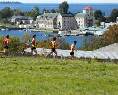 Queen's M-Cross Country Invitational 09113 copy.jpg