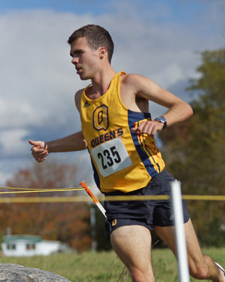 Queen's M-Cross Country Invitational 09172 copy.jpg