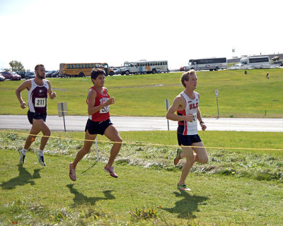 Queen's M-Cross Country Invitational 09793 copy.jpg