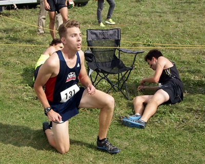 Queen's M-Cross Country Invitational 09816 copy.jpg