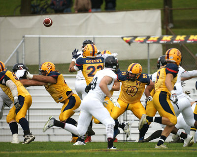 Queen's vs Toronto 09863 copy.jpg
