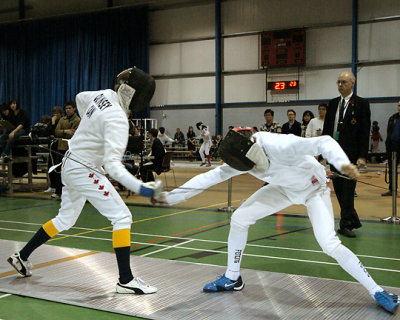 Queen's Fencing 00338 copy.jpg