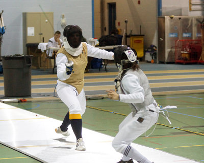 Queen's Fencing 06454 copy.jpg