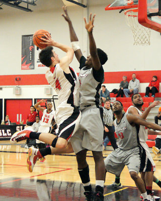 St Lawrence vs Seneca 00567 copy.jpg