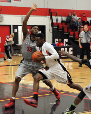 St Lawrence vs Seneca 00599 copy.jpg