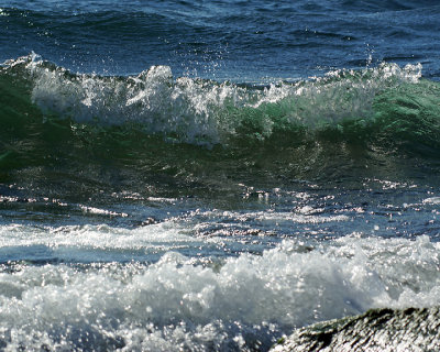 Waves 07787 copy.jpg