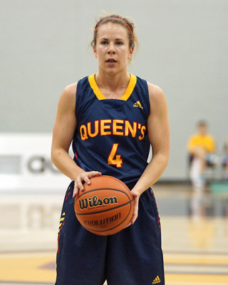 Queen's vs Laurentian 05263 copy.jpg