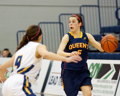 Queen's vs Laurentian 05272 copy.jpg