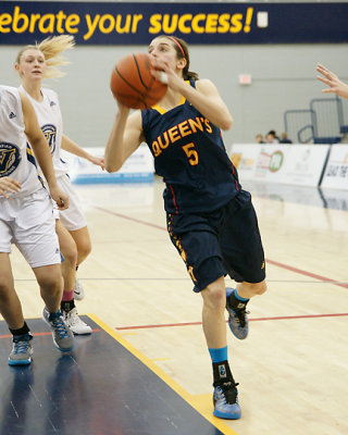 Queen's vs Laurentian 00800 copy.jpg