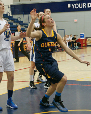 Queen's vs Laurentian 00829 copy.jpg