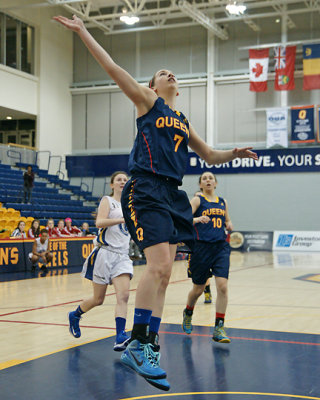 Queen's vs Laurentian 00833 copy.jpg