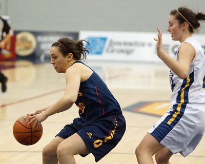 Queen's vs Laurentian 05327 copy.jpg