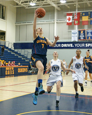 Queen's vs Laurentian 00837 copy.jpg