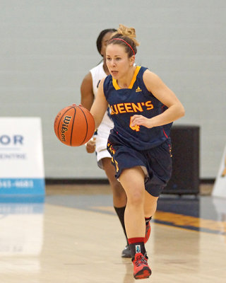Queen's vs Laurentian 05342 copy.jpg