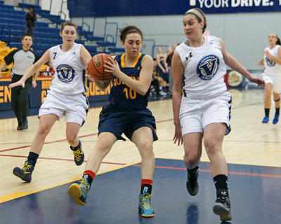 Queen's vs Laurentian 00853 copy.jpg