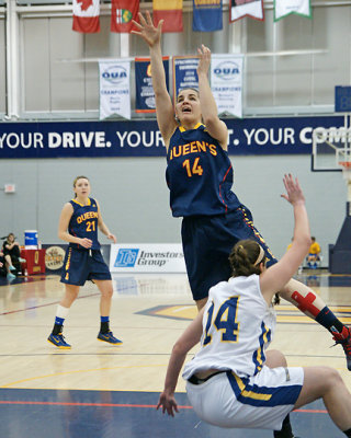 Queen's vs Laurentian 00859 copy.jpg