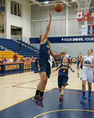 Queen's vs Laurentian 00880 copy.jpg