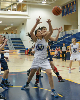 Queen's vs Laurentian 00913 copy.jpg