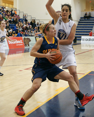 Queen's vs Laurentian 00914 copy.jpg
