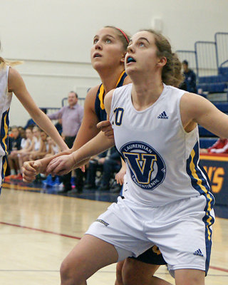 Queen's vs Laurentian 00917 copy.jpg