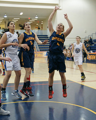 Queen's vs Laurentian 00926 copy.jpg