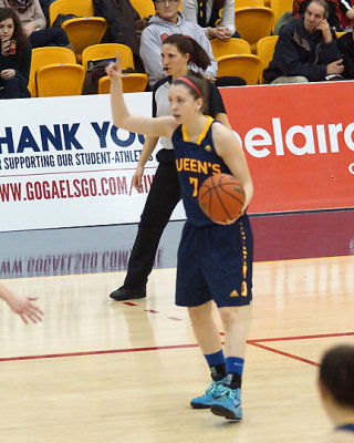 Queen's vs Laurentian 05407 copy.jpg