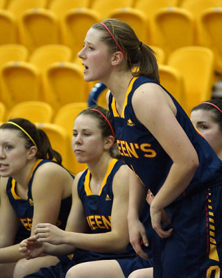 Queen's vs Laurentian 05583 copy.jpg
