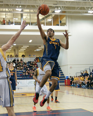 Queen's vs Laurentian 01028 copy.jpg